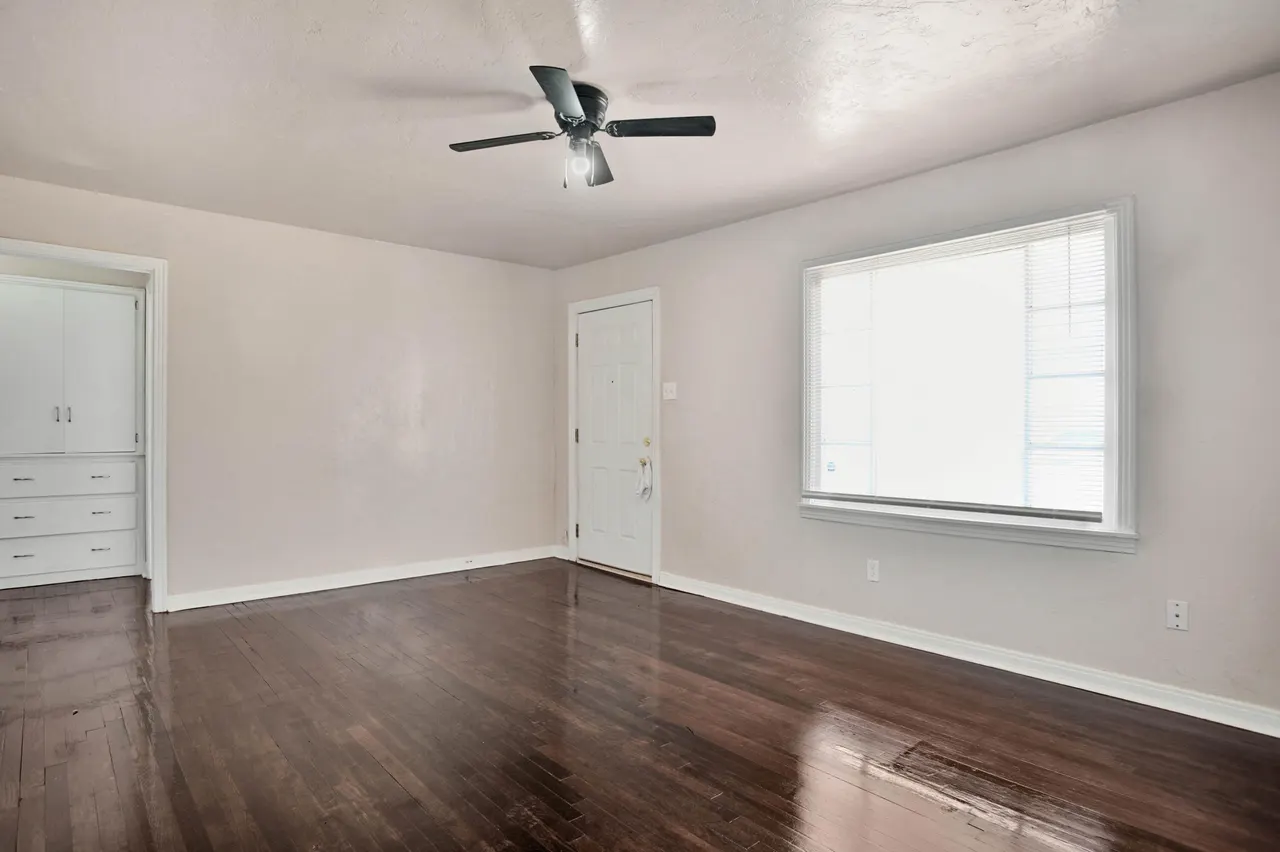 Photo 10 — 3006 Erskine Street, Lubbock, TX 79415