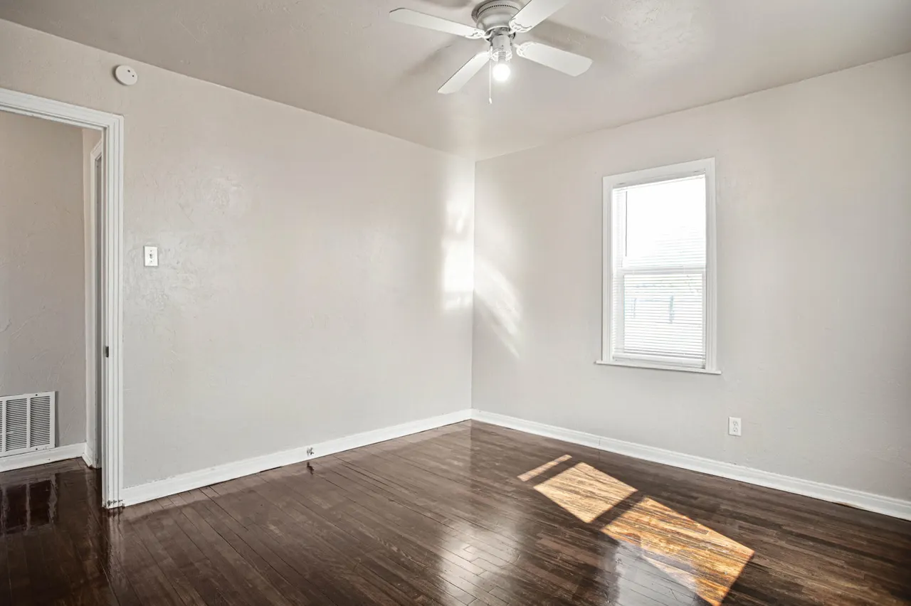 Photo 13 — 3006 Erskine Street, Lubbock, TX 79415