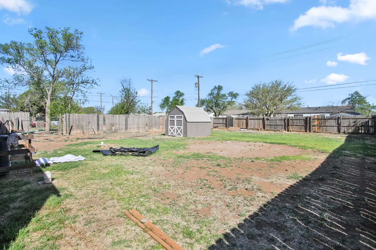 Photo 34 — 3006 Erskine Street, Lubbock, TX 79415