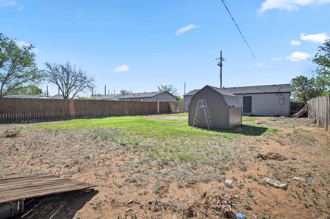 Photo 37 — 3006 Erskine Street, Lubbock, TX 79415