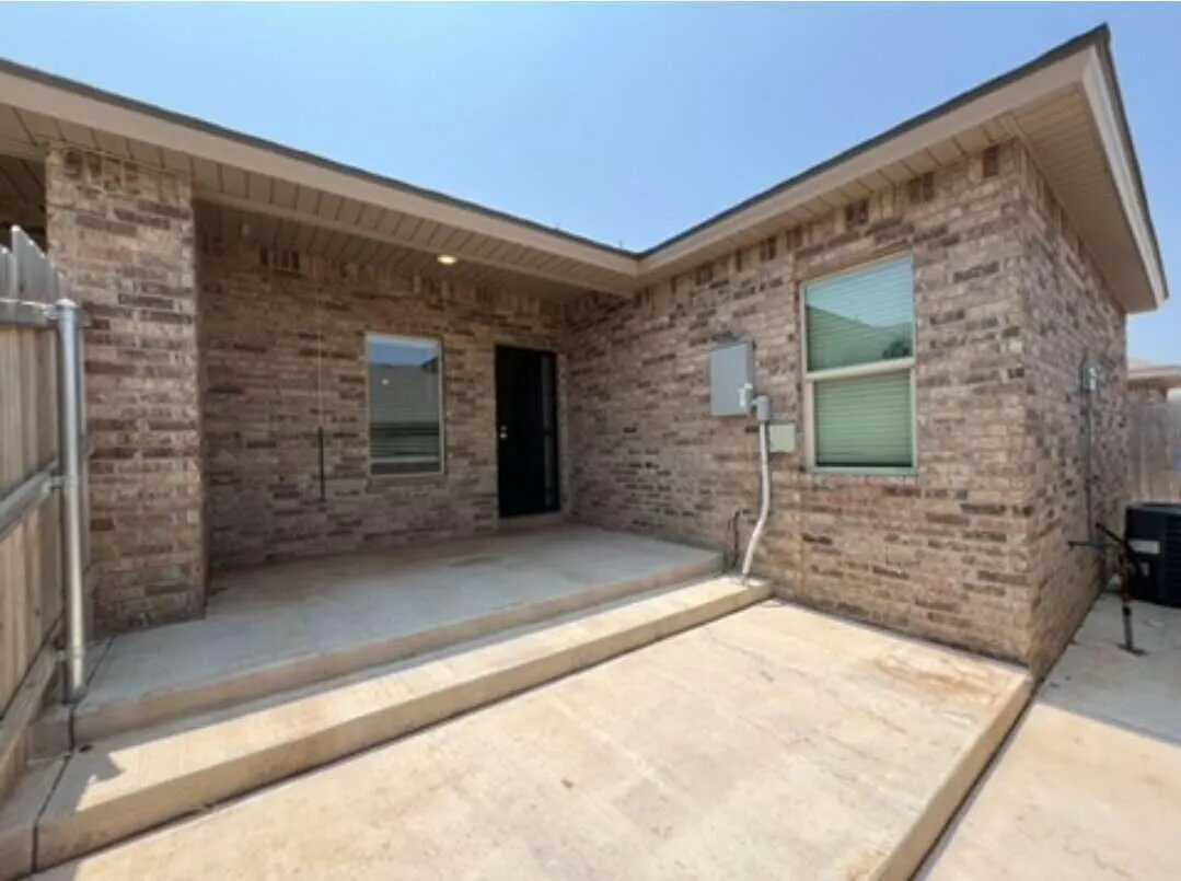 Photo 11 — 5534 Kemper Street, Lubbock, TX 79416