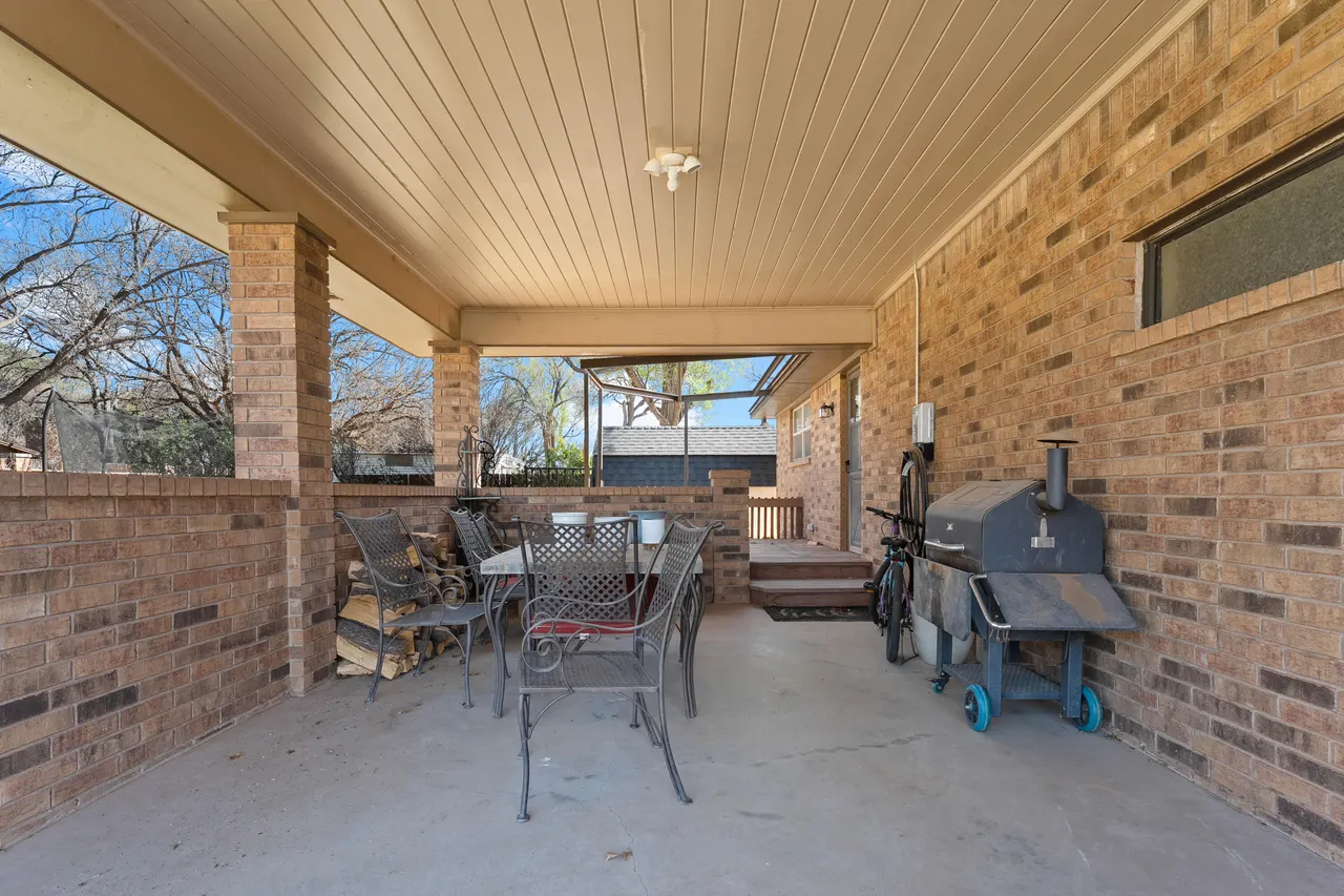 Photo 5 — 507 Mesa Drive, Plainview, TX 79072