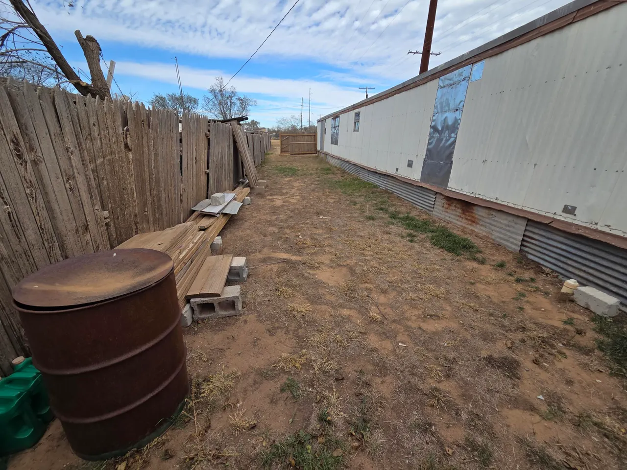 Photo 8 — 615 E 9th Street, Hale Center, TX 79041