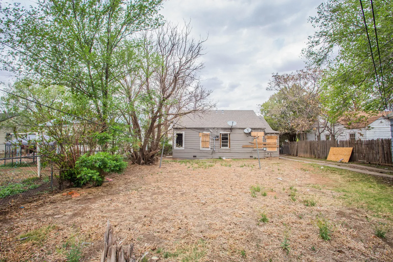Photo 7 — 1503 27th Street, Lubbock, TX 79411