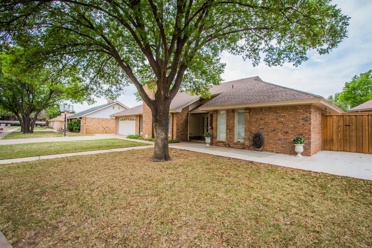 Front exterior — 7802 Zoar Avenue, Lubbock, TX 79424