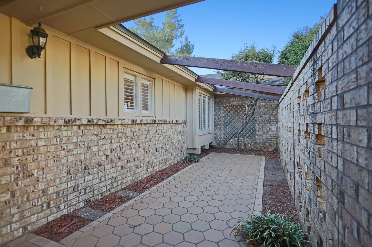 Photo 4 — 6805 Norfolk Avenue, Lubbock, TX 79413