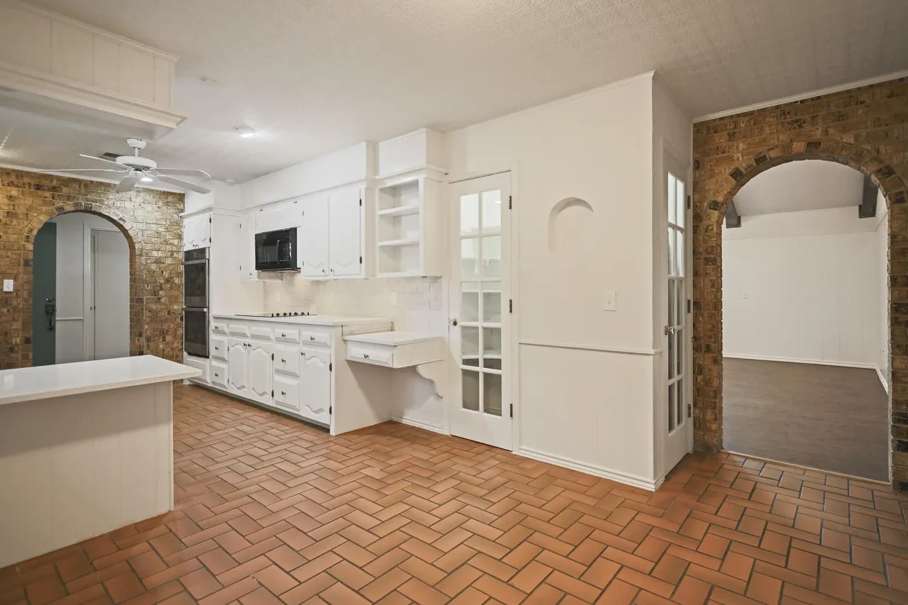 Photo 10 — 6805 Norfolk Avenue, Lubbock, TX 79413