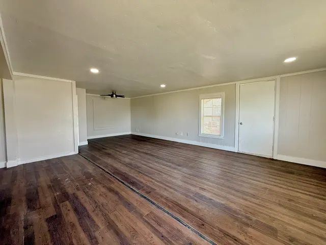 Photo 4 — 5001 36th Street, Lubbock, TX 79414