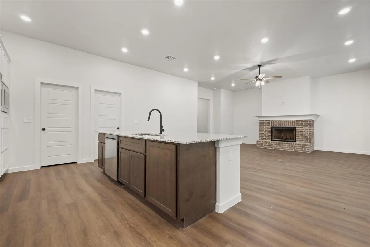 Photo 14 — 12001 Ironton Avenue, Lubbock, TX 79424