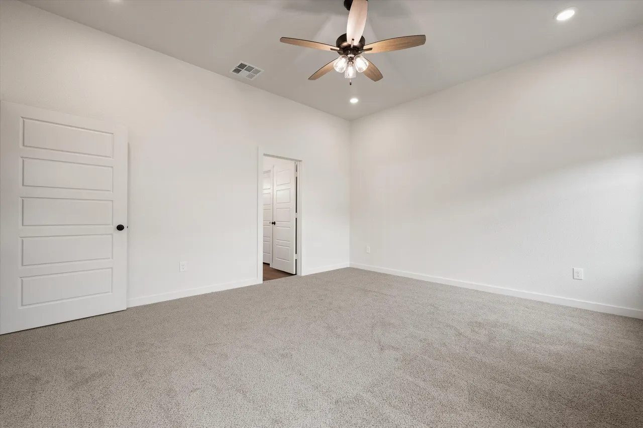 Photo 16 — 12001 Ironton Avenue, Lubbock, TX 79424