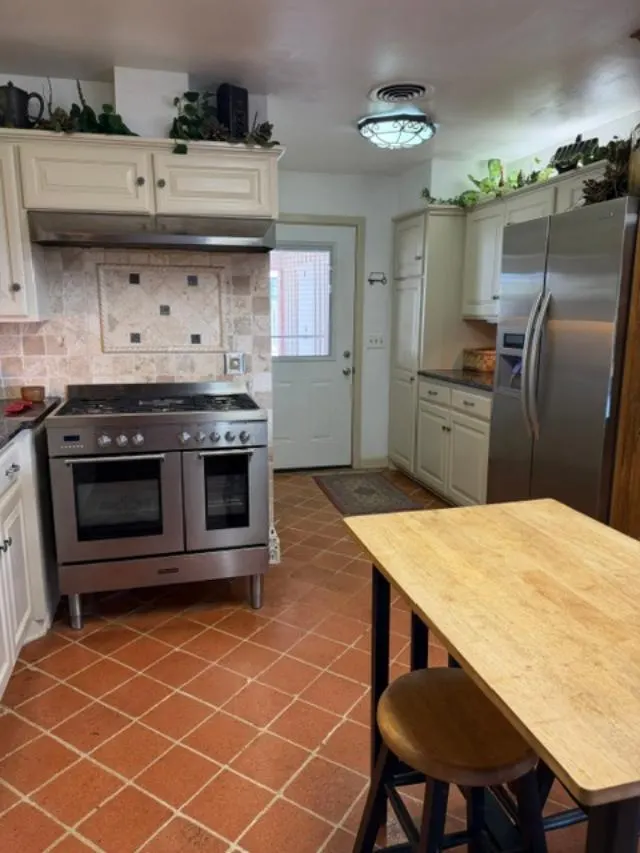 Photo 25 — 1015 Walnut Street, Idalou, TX 79329