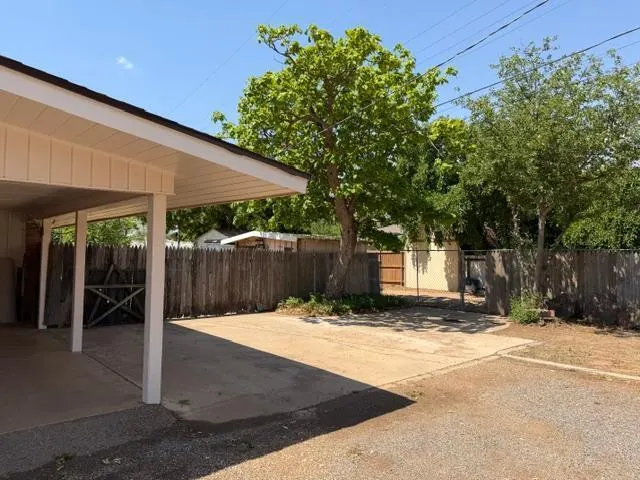 Photo 65 — 1015 Walnut Street, Idalou, TX 79329