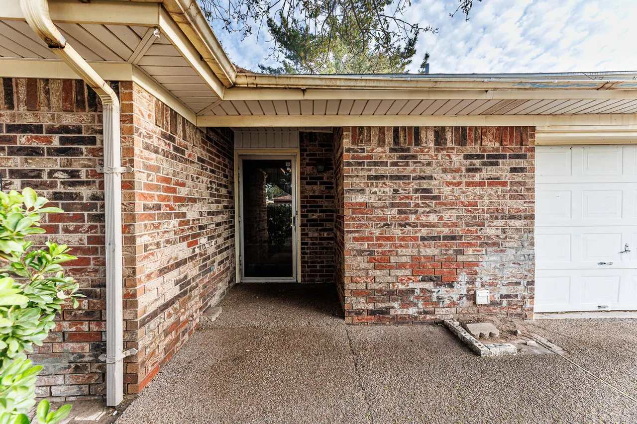 Photo 3 — 4708 60th Street, Lubbock, TX 79414