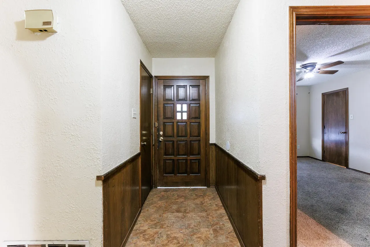 Photo 4 — 4708 60th Street, Lubbock, TX 79414