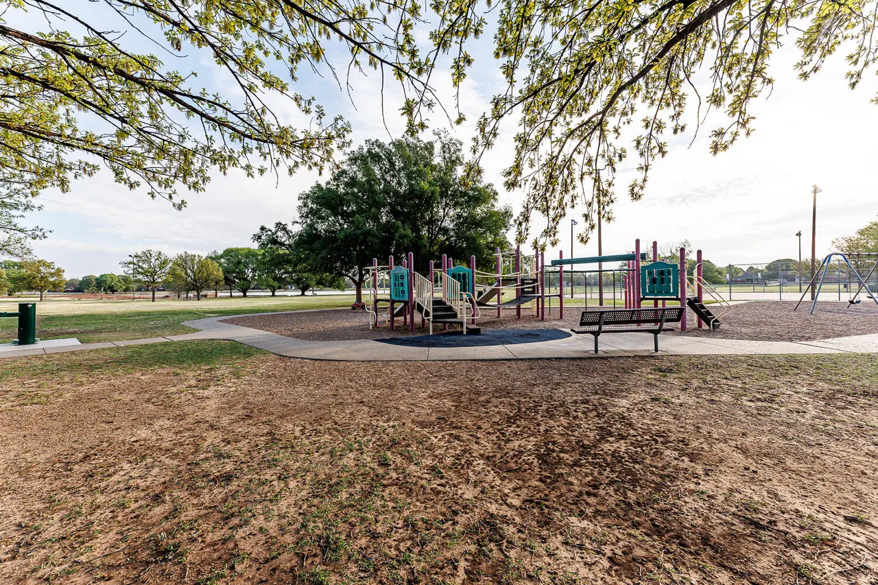 Photo 41 — 4708 60th Street, Lubbock, TX 79414