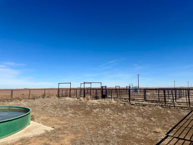 Photo 6 — Co Rd 327 1, Anton, TX 79313