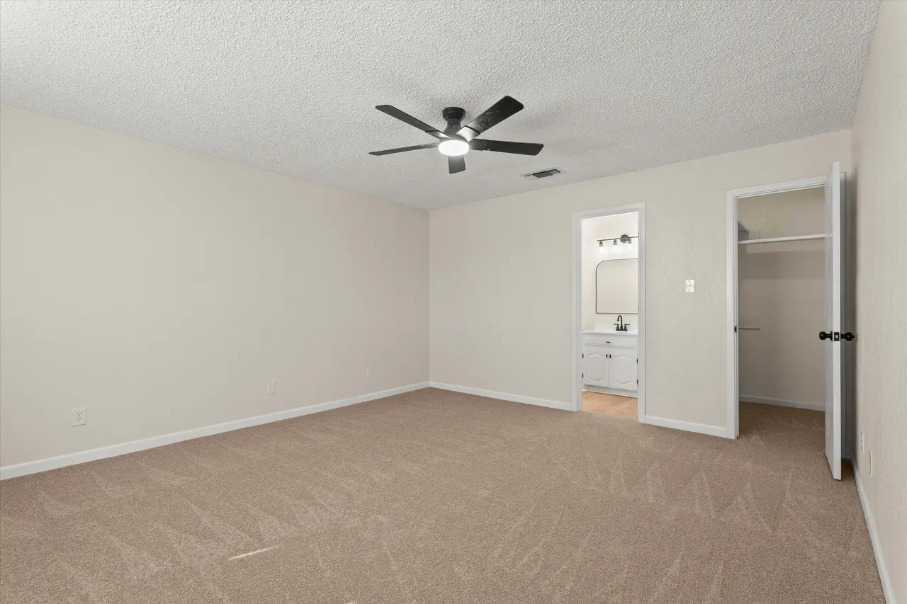 Photo 10 — 102 Eagle Avenue, Levelland, TX 79336