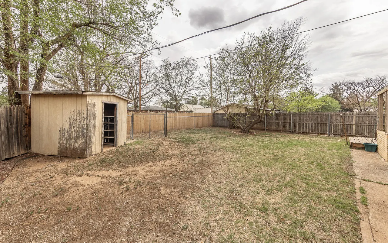 Photo 21 — 2501 Kenosha Avenue, Lubbock, TX 79410