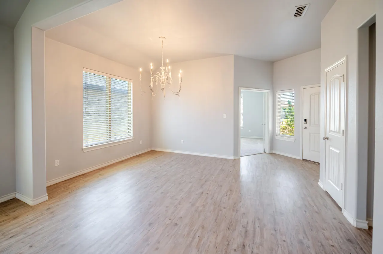 Photo 6 — 5232 Kemper Street, Lubbock, TX 79416