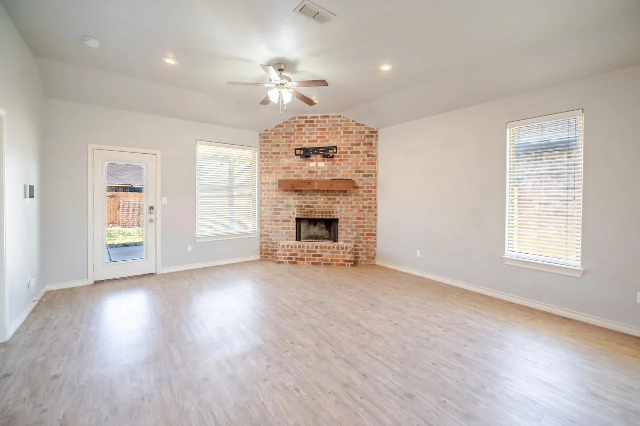 Photo 10 — 5232 Kemper Street, Lubbock, TX 79416