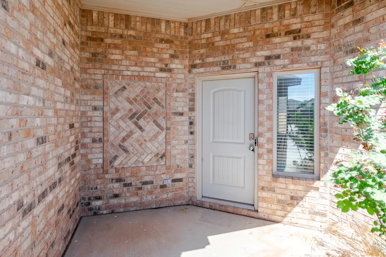 Photo 3 — 5232 Kemper Street, Lubbock, TX 79416