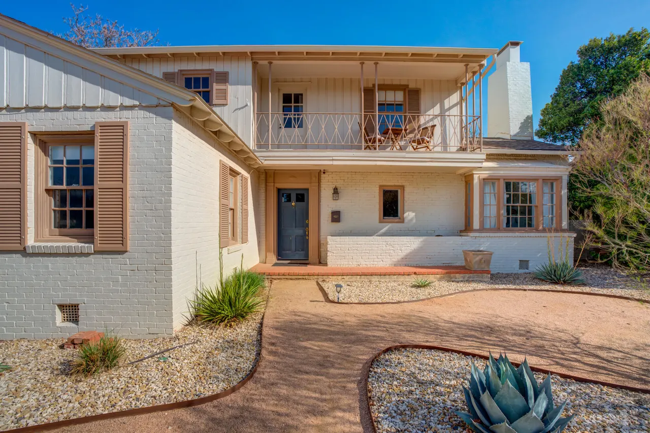 Photo 4 — 3022 21st Street, Lubbock, TX 79410