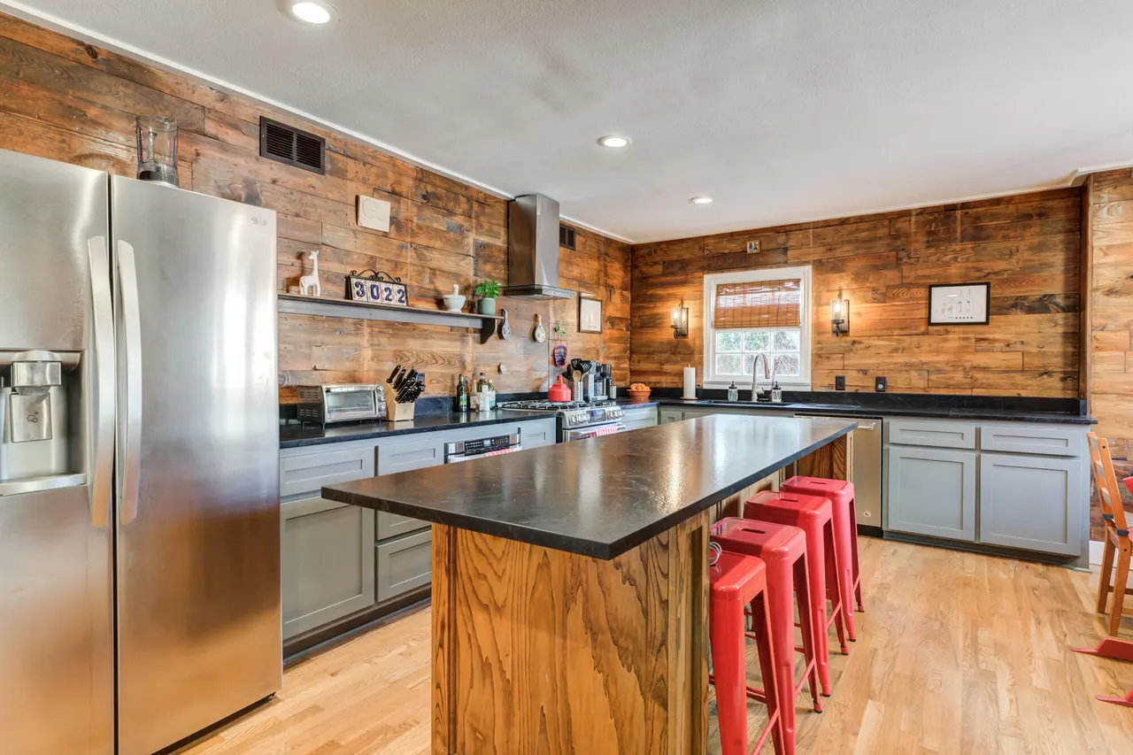 Photo 14 — 3022 21st Street, Lubbock, TX 79410