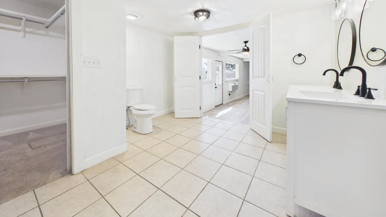 Photo 37 — 712 11th Street, Shallowater, TX 79363
