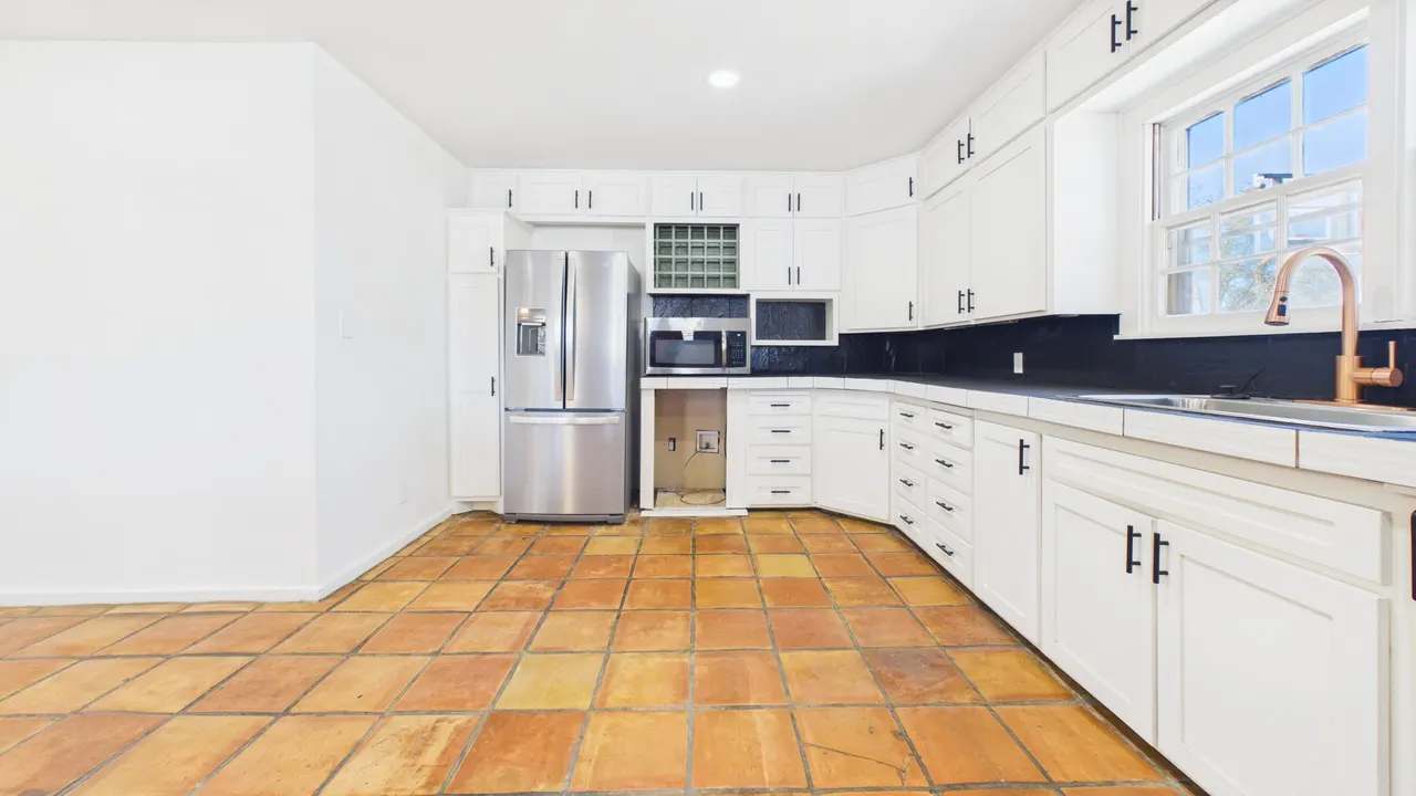 Photo 18 — 712 11th Street, Shallowater, TX 79363