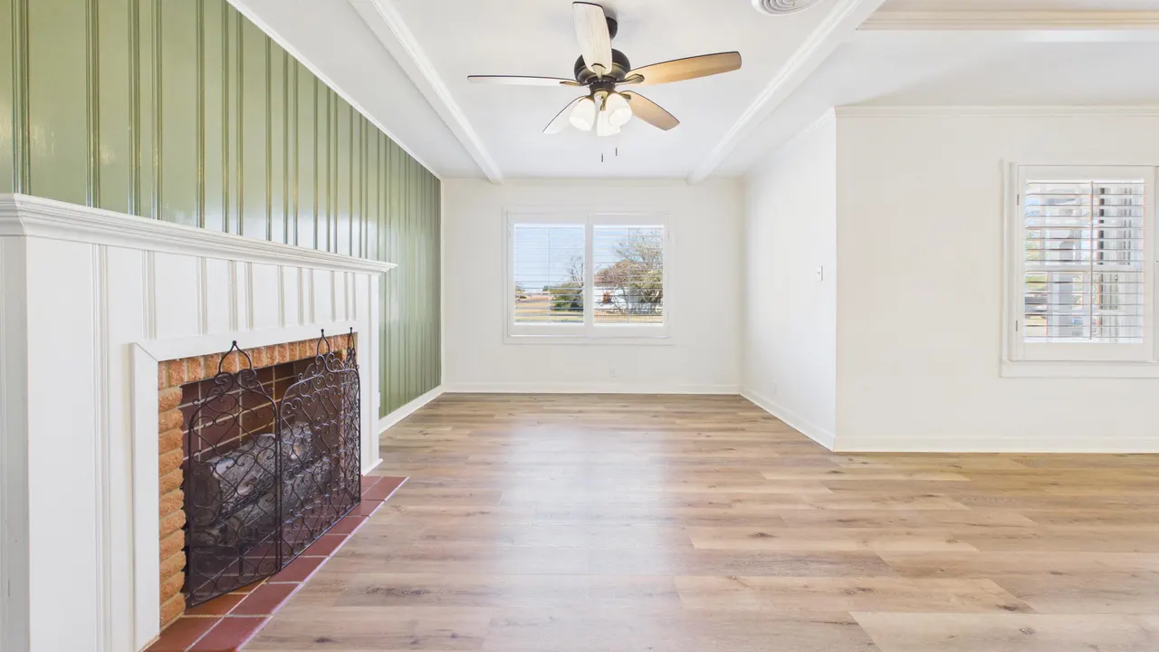 Photo 14 — 712 11th Street, Shallowater, TX 79363