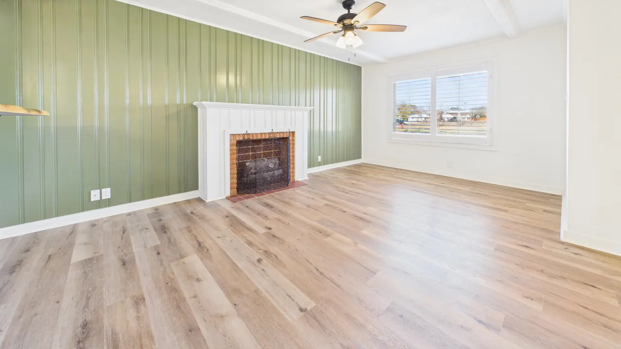 Photo 13 — 712 11th Street, Shallowater, TX 79363