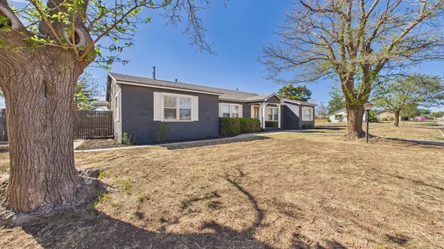 Photo 3 — 712 11th Street, Shallowater, TX 79363