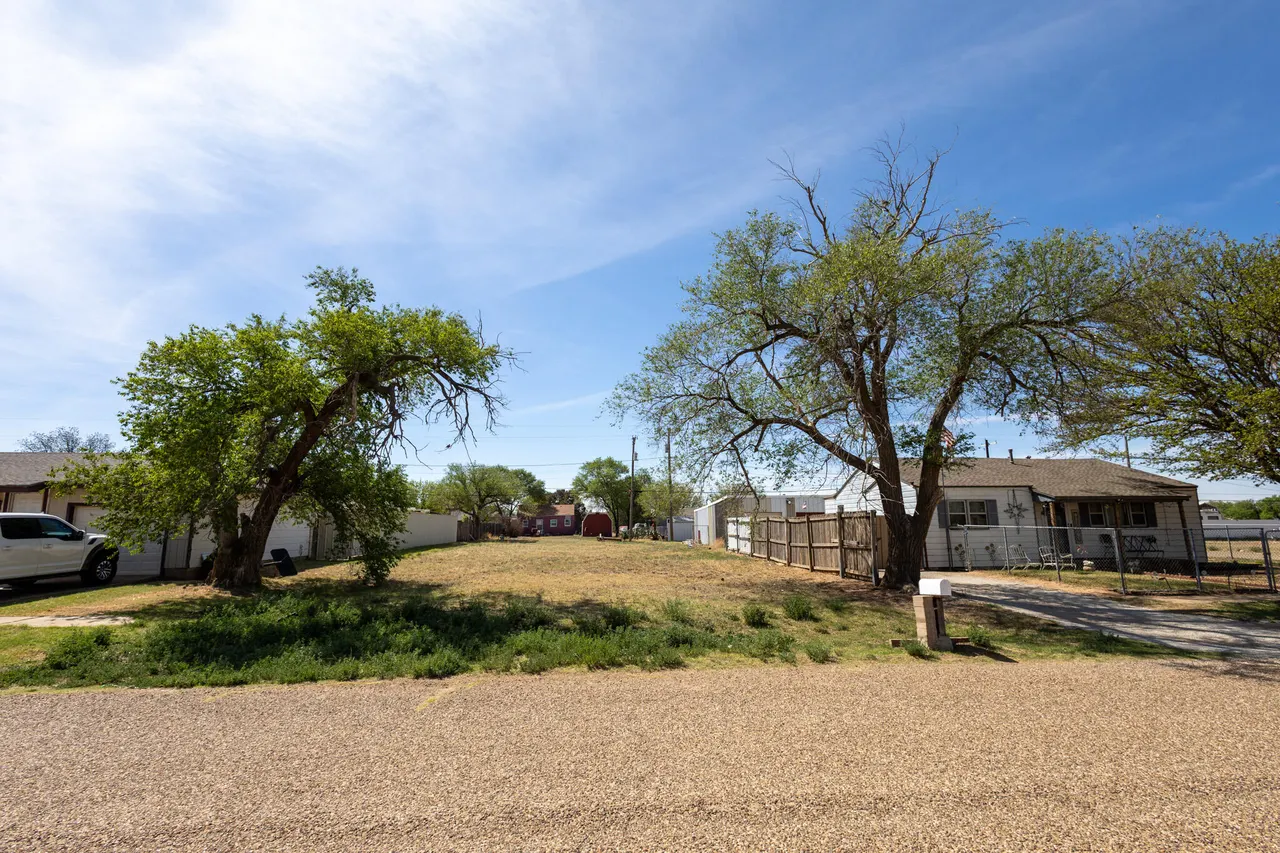 Front exterior — 1104 E Quinn Street, Lubbock, TX 79403
