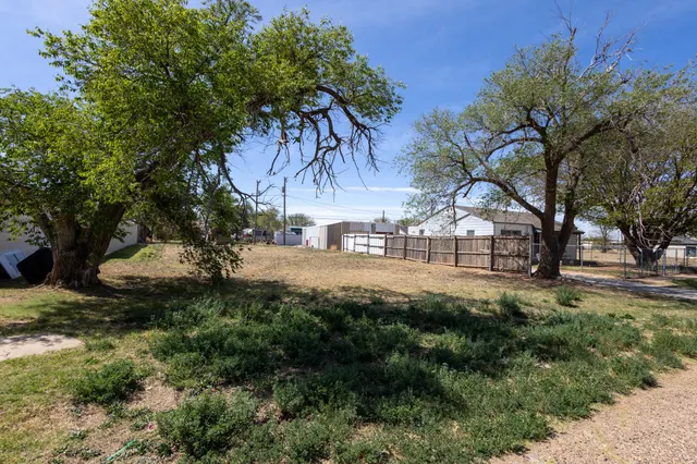Photo 2 — 1104 E Quinn Street, Lubbock, TX 79403