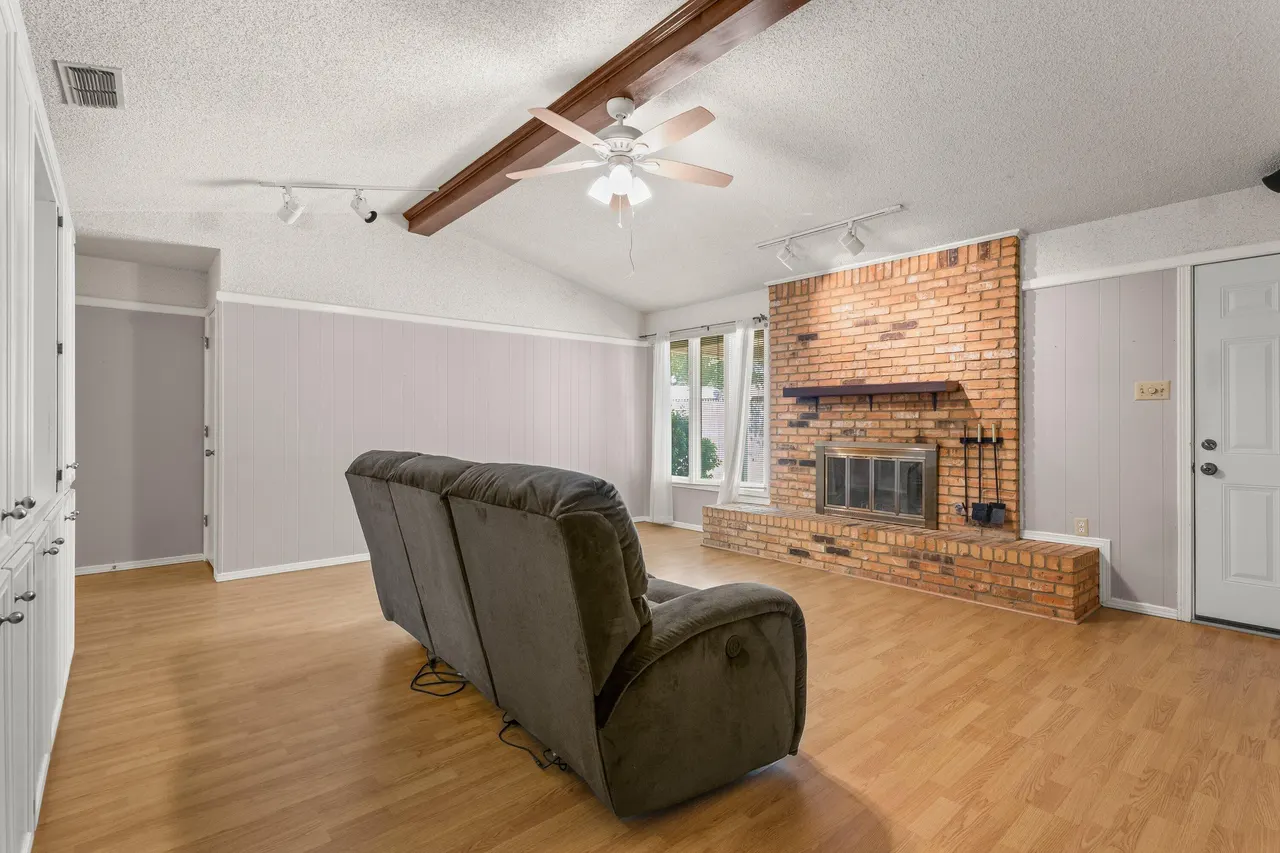 Photo 7 — 4806 62nd Street, Lubbock, TX 79414