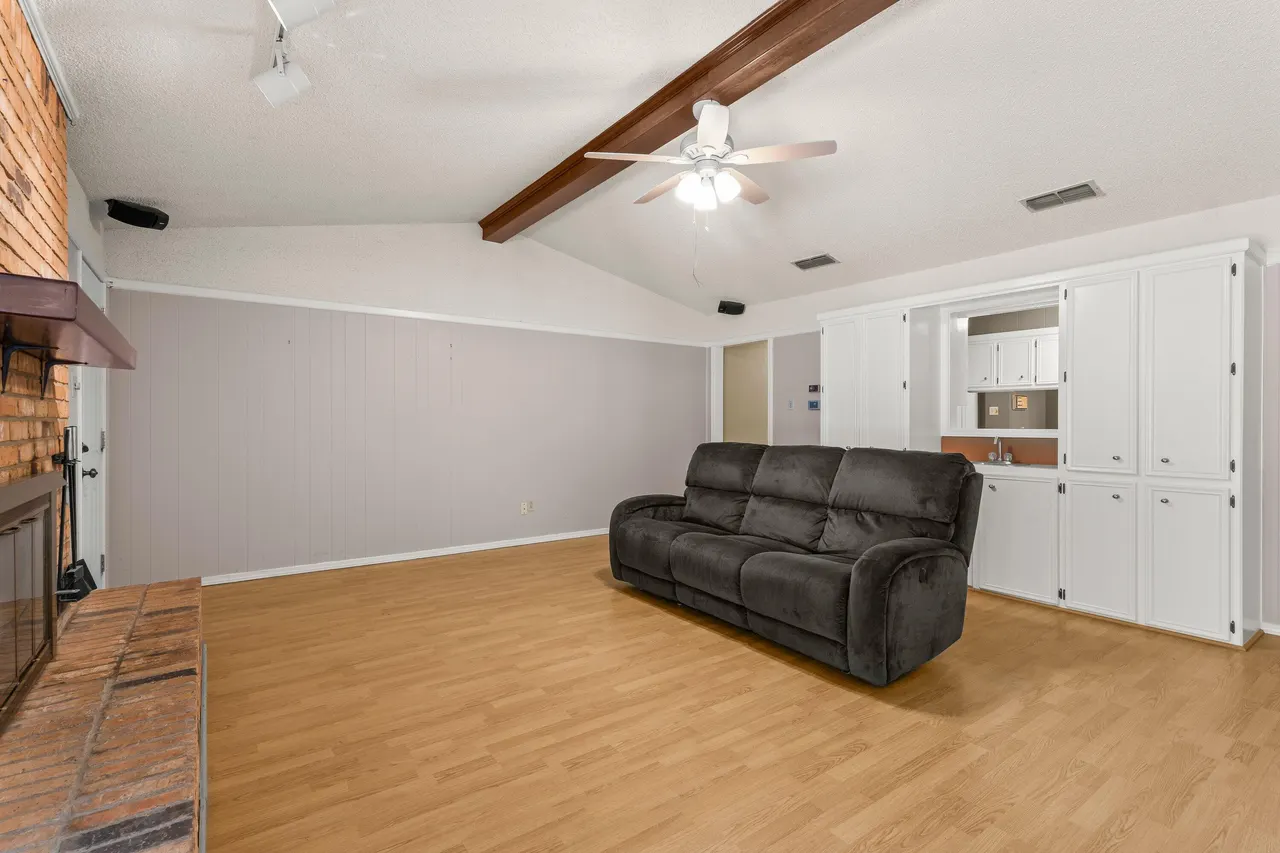 Photo 9 — 4806 62nd Street, Lubbock, TX 79414