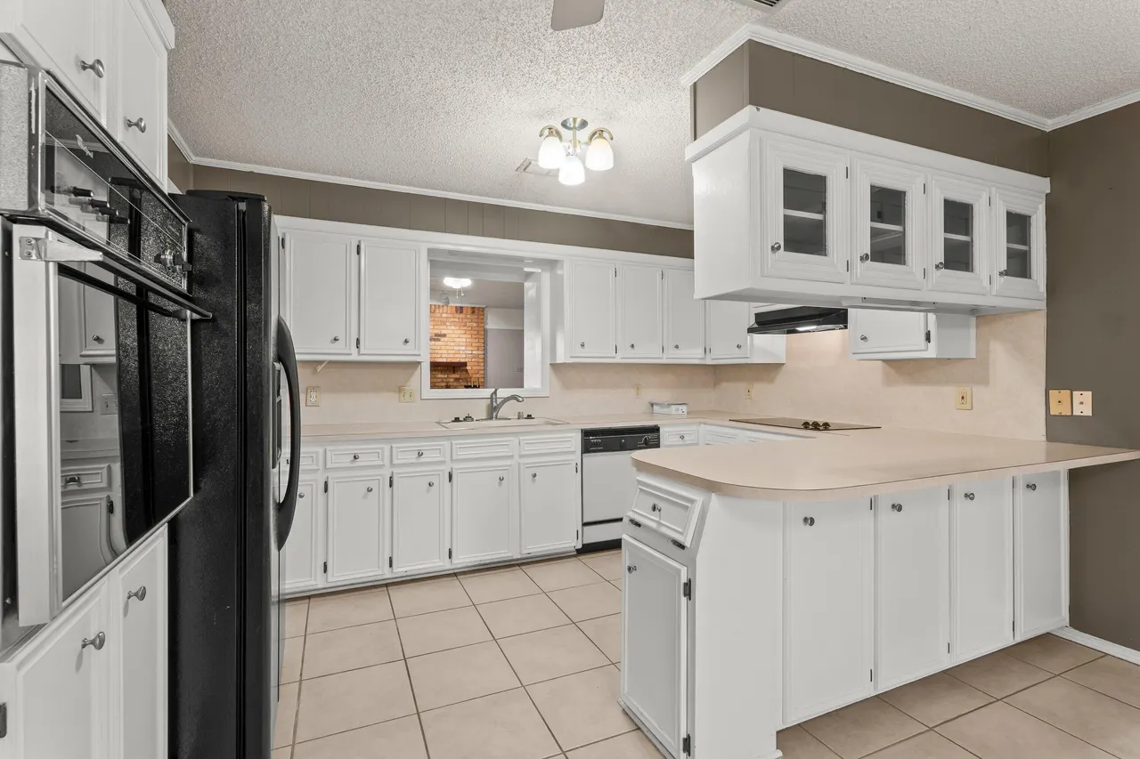 Photo 11 — 4806 62nd Street, Lubbock, TX 79414