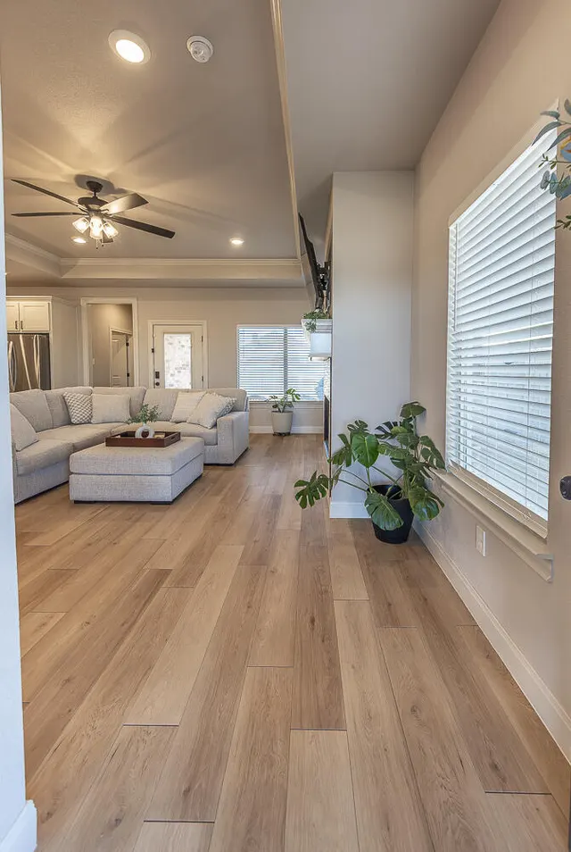Photo 4 — 6913 15th Street, Lubbock, TX 79416