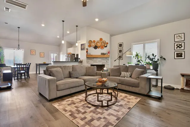 Photo 4 — 1711 Quincy Avenue, Lubbock, TX 79407