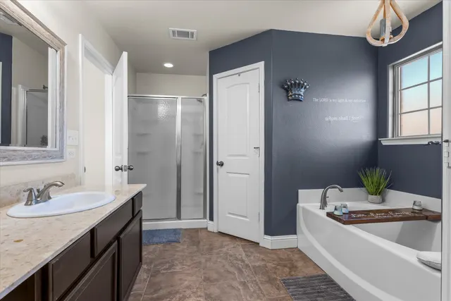 Photo 8 — 7023 35th Street, Lubbock, TX 79407