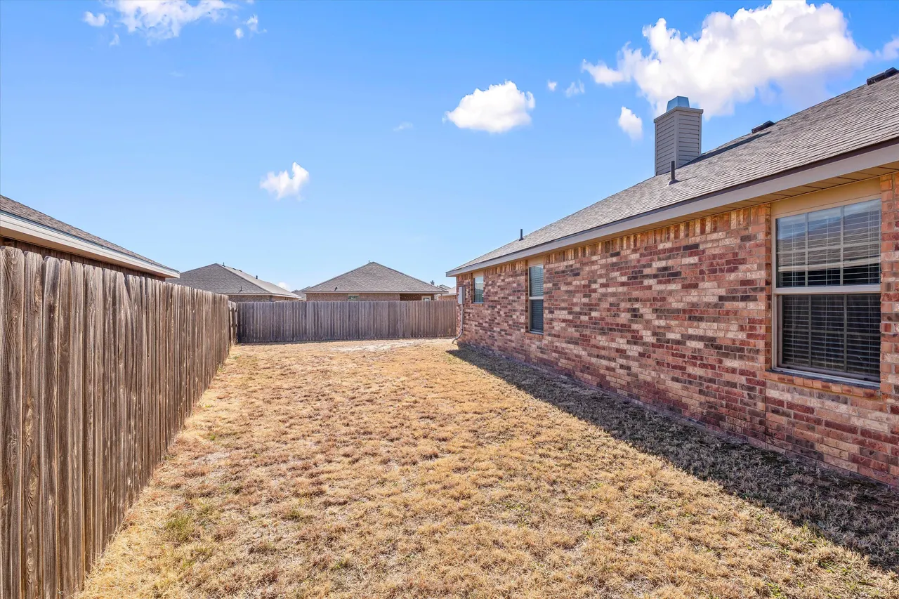 Photo 25 — 7023 35th Street, Lubbock, TX 79407