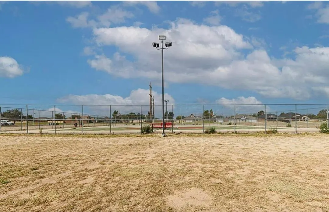 Photo 29 — 7023 35th Street, Lubbock, TX 79407