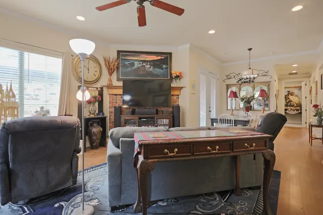 Photo 4 — 73 Windsor Court, Lubbock, TX 79416