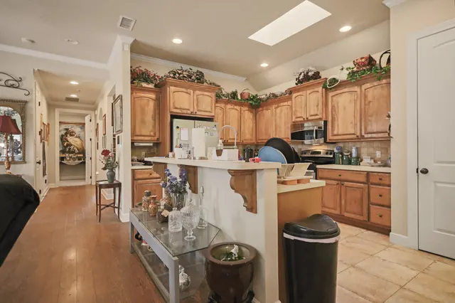 Photo 8 — 73 Windsor Court, Lubbock, TX 79416