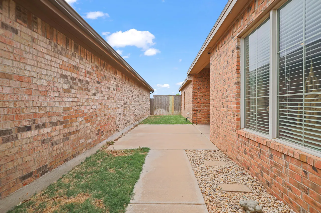 Photo 33 — 73 Windsor Court, Lubbock, TX 79416