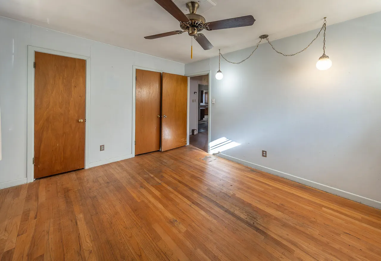 Photo 13 — 1918 42nd Street, Lubbock, TX 79412