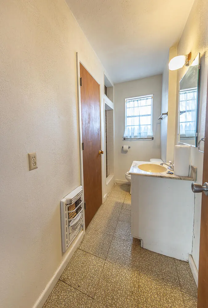 Photo 25 — 1918 42nd Street, Lubbock, TX 79412