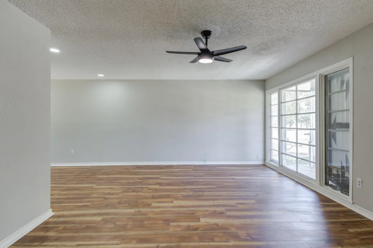 Photo 2 — 2219 23rd Street, Lubbock, TX 79411