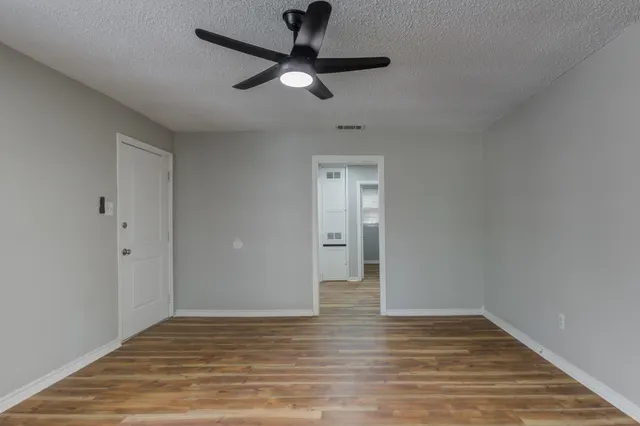 Photo 3 — 2219 23rd Street, Lubbock, TX 79411