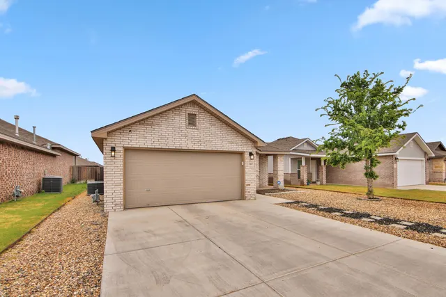 Photo 2 — 3303 Venita Avenue, Lubbock, TX 79407